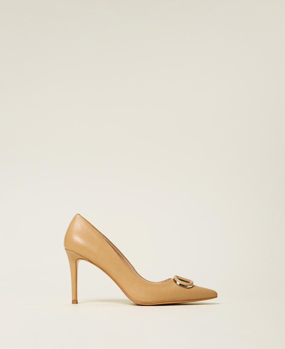 Décolleté in pelle con Oval T Camel Donna 251TCP060_00044_01