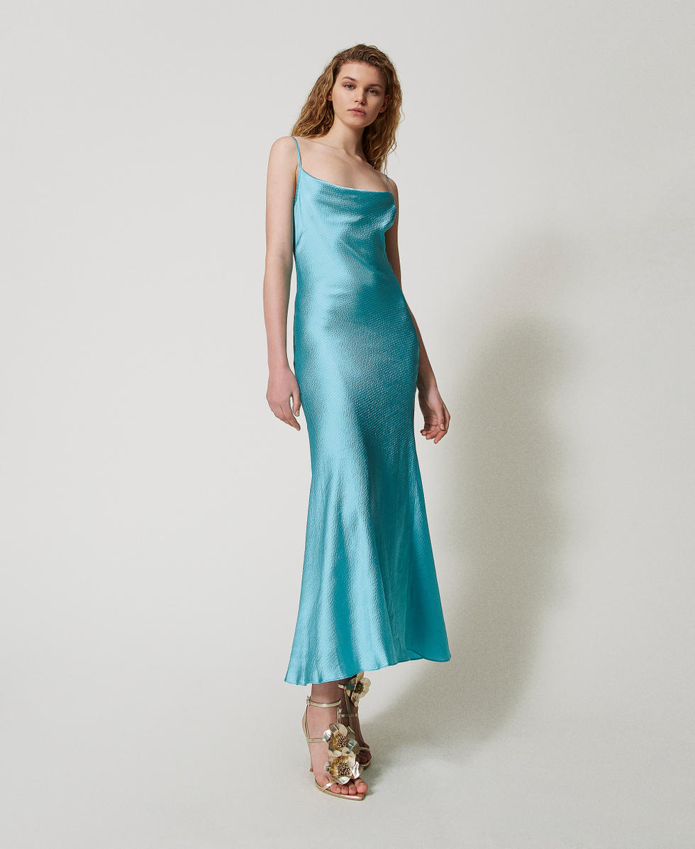 Robe longue ajust&eacute;e en satin Bleu &laquo;&nbsp;Porcelain&nbsp;&raquo; Femme 251TT2180_07014_01