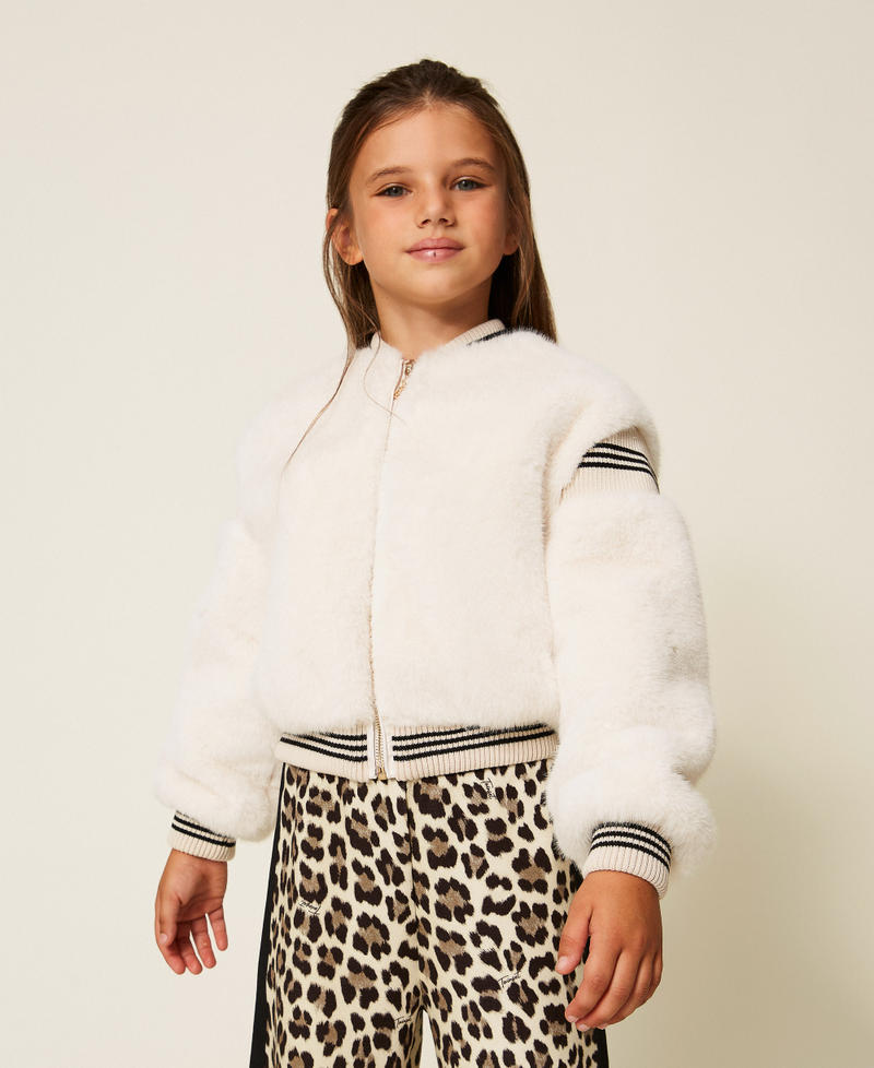 Bomber in faux fur con costine rigate Milk Bambina 252GJ2170_12577_03