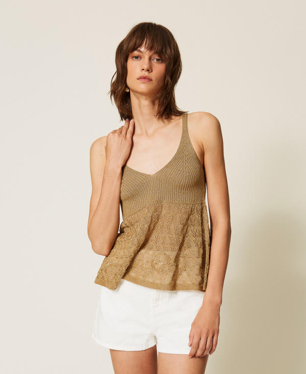Figurbetontes Stricktop