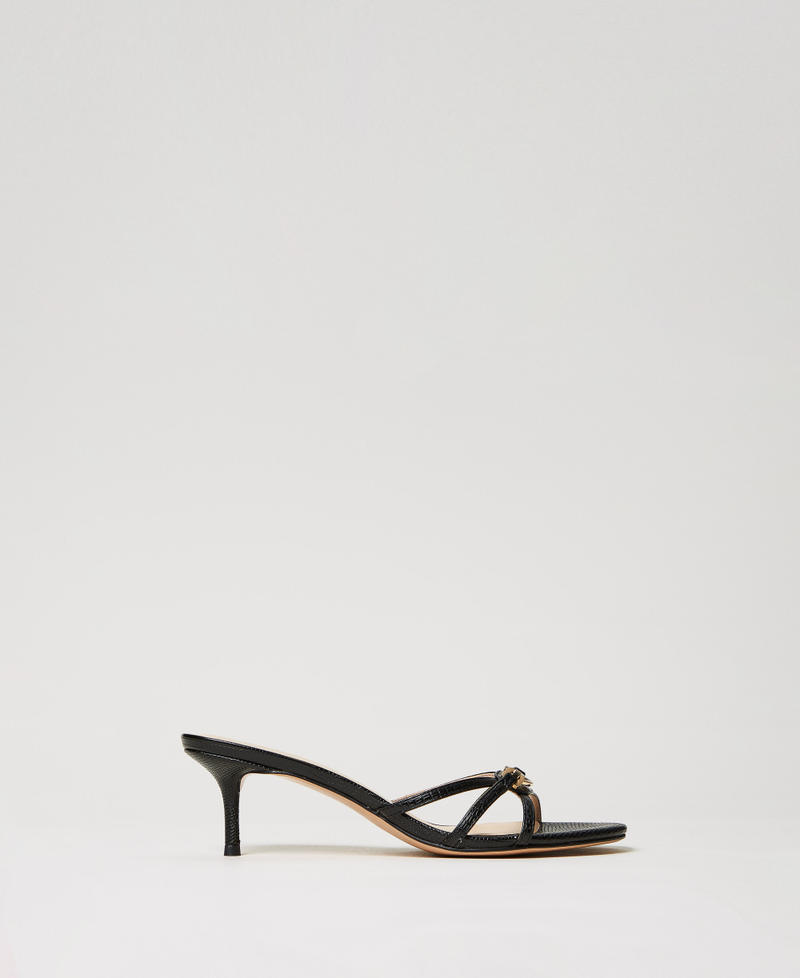 Mules with Oval T Black Woman 251TCP102_00006_01