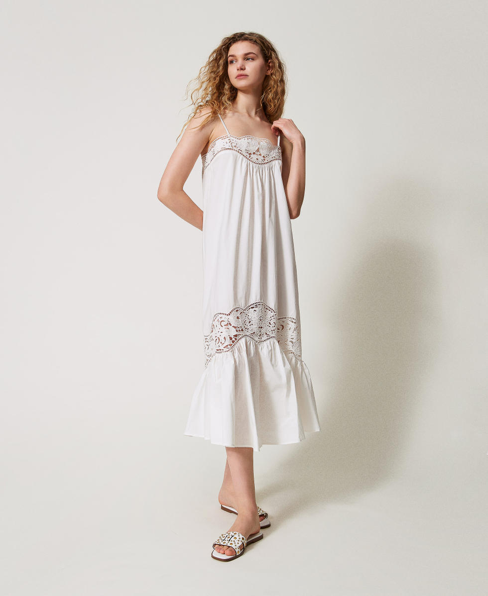 Robe longue en popeline avec broderies anglaises