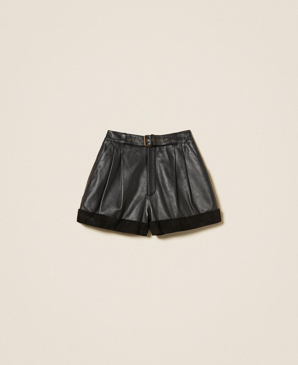 Leather shorts with belt