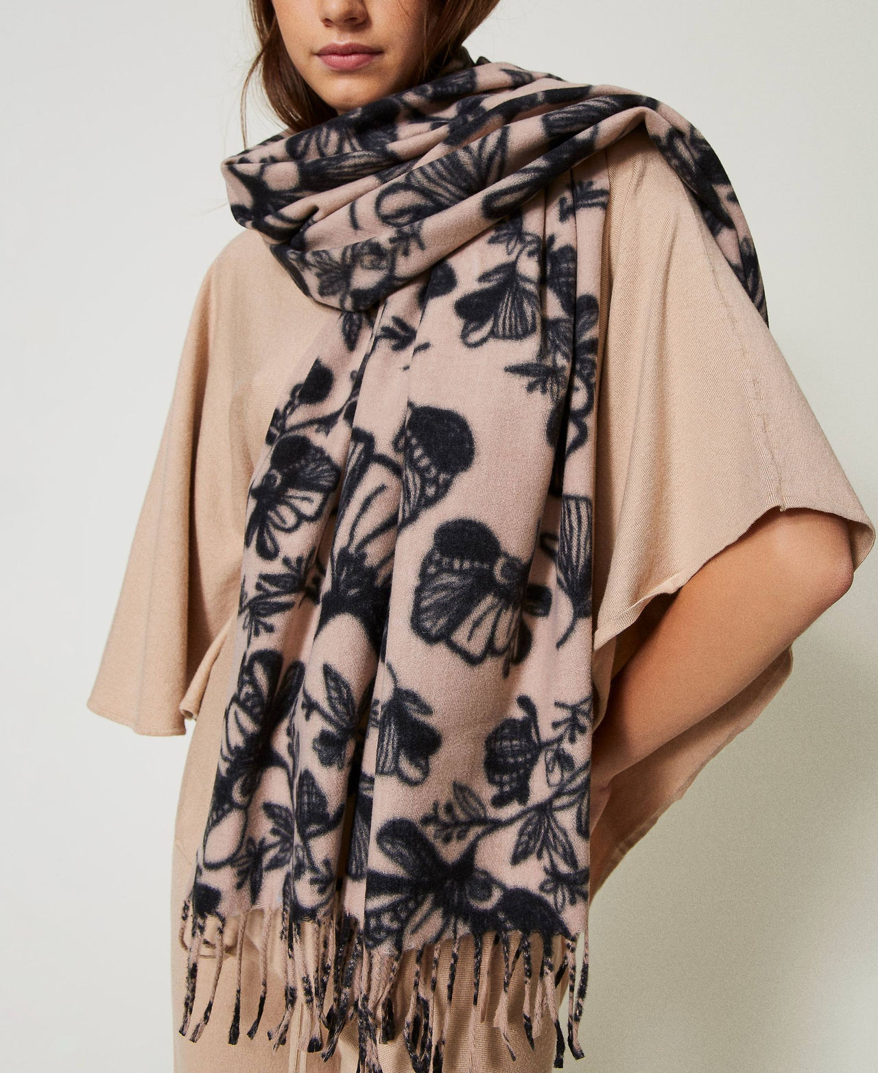 Scee by twin set Stola in panno a fiori