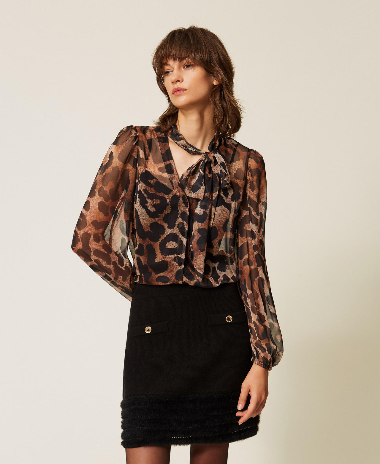Hemdbluse aus Voile mit Animalprint Animalprint Frau 262AP2210_13683_01