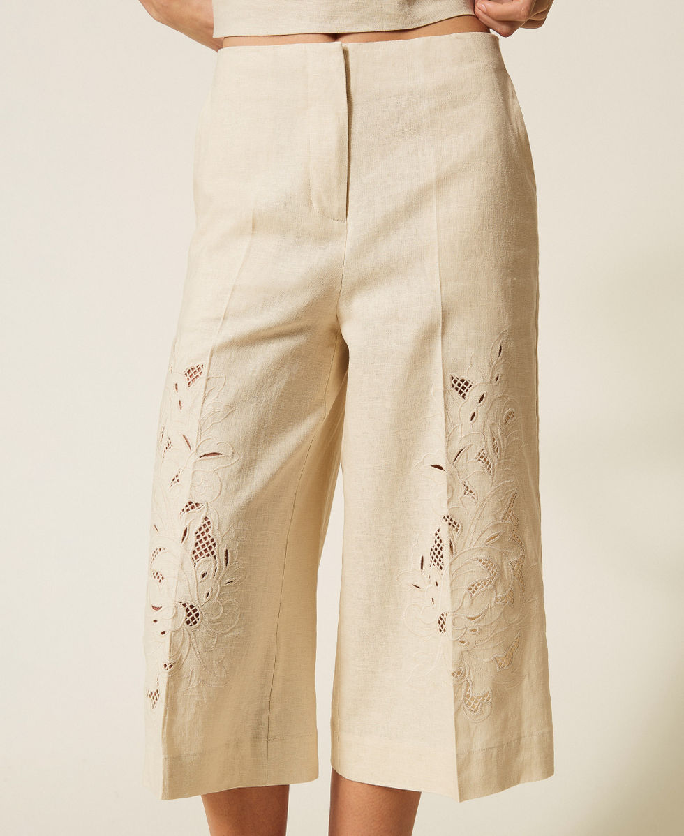 Pantal&oacute;n cropped de lino mixto con bordado N&aacute;car Mujer 261TP2313_00059_04