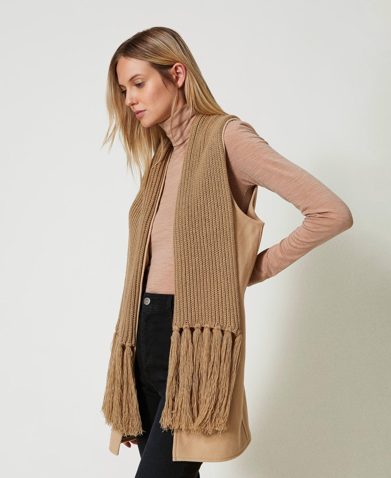 Wool cloth gilet with fringes Sandy Brown Woman 242TO5381_11754_02