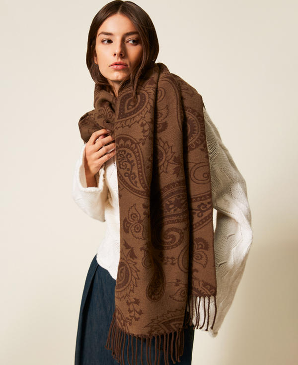 Stola jacquard a fantasia paisley
