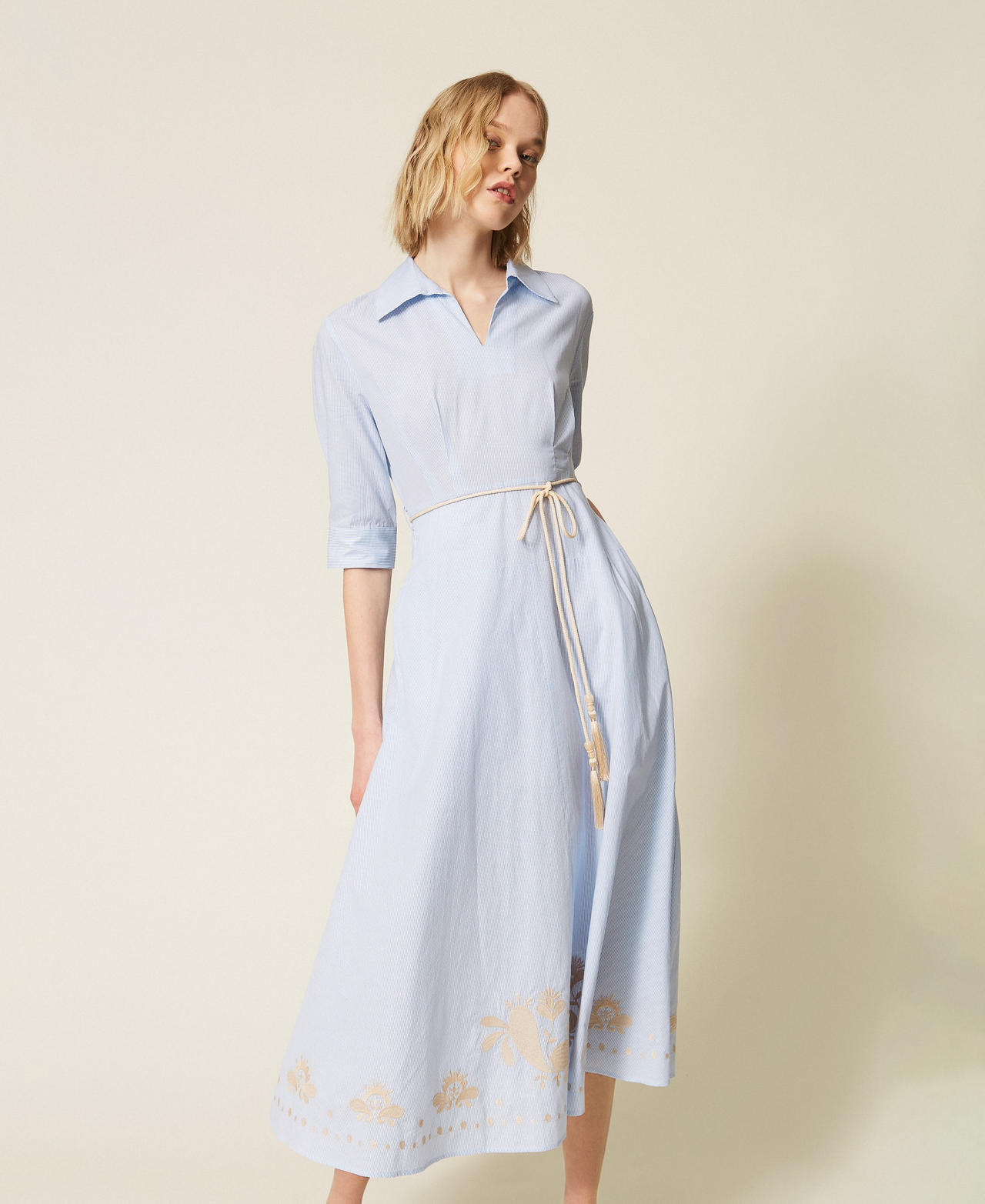 Vestido largo de rayas con bordado Blanco Roto / Light Blue Embroidery Pinstripe Mujer 261AT2032_13391_01
