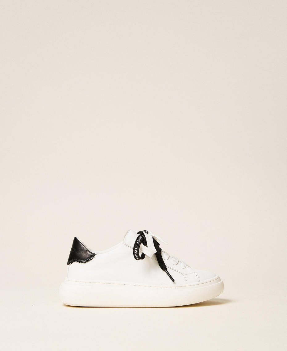 Baskets en cuir avec logo Bicolore Blanc Cass&eacute;/Noir Fille 262GCJ032_10973_01