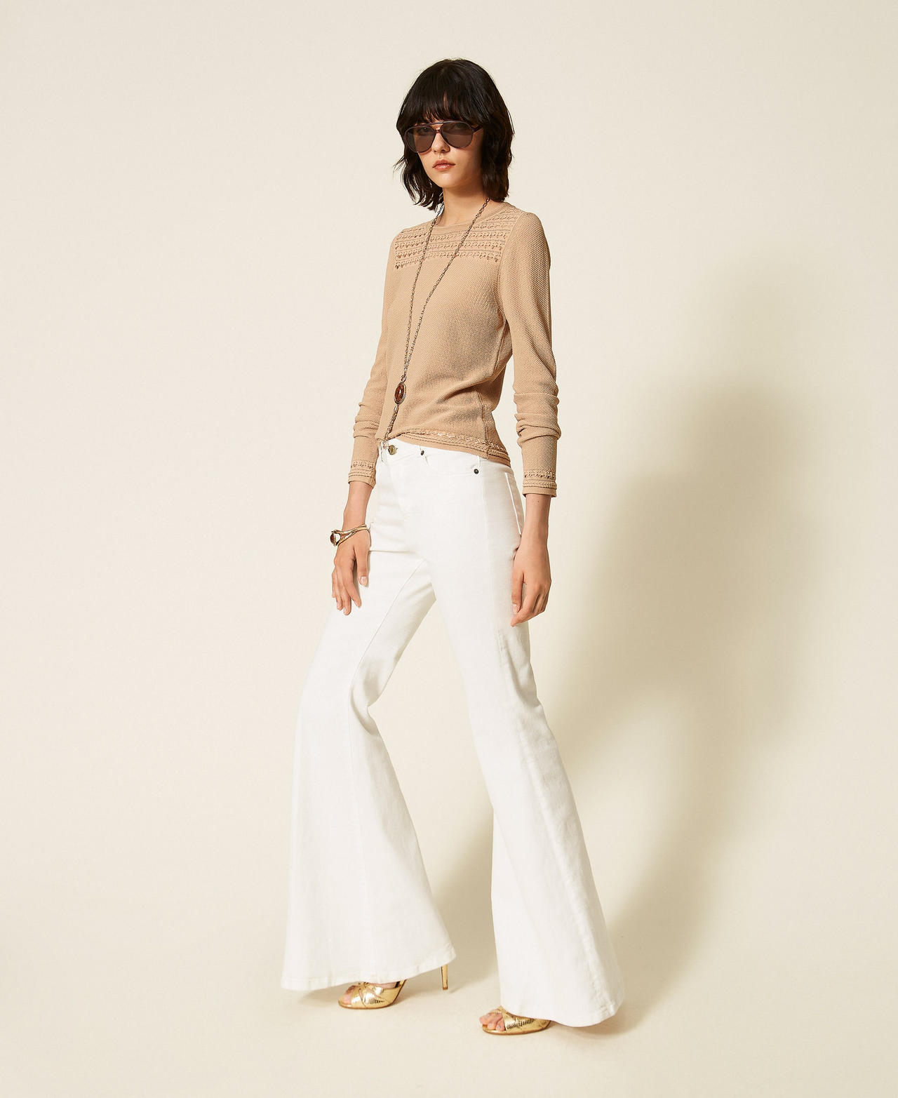 Rundhalspullover mit Zopfmuster Nougat Beige Frau 262TP3Q21_00519_02