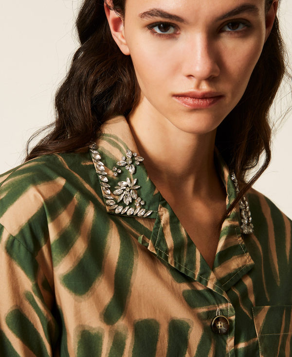 Camicia in popeline con stampa e ricamo