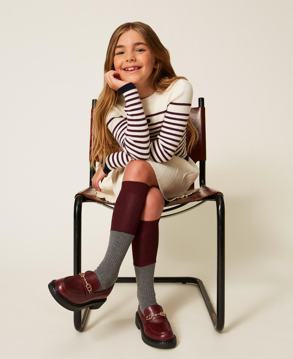 Leather loafers with Oval T clasp