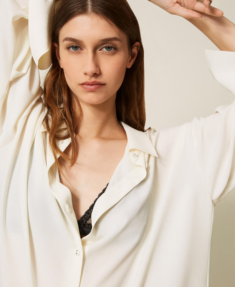 Oversized recycled crêpe de Chine shirt White Snow Woman 252AP2142_00282_04