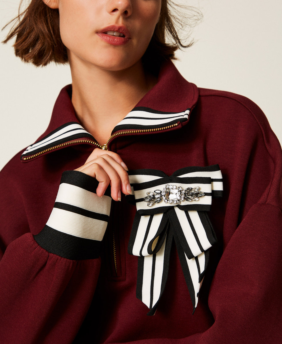 Scuba sweatshirt with brooch Red Wine Woman 252LL2GCC_12818_04
