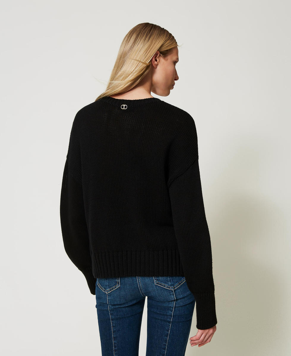 Pull avec fleurs et broderie r&eacute;alis&eacute;e &agrave; la main Noir Femme 251TP3591_00006_04