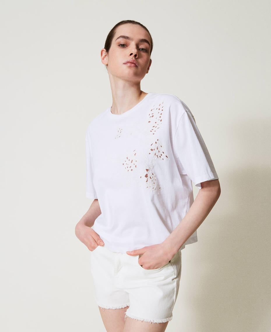 T-shirt with embroidery White Woman 251TP2730_00001_01
