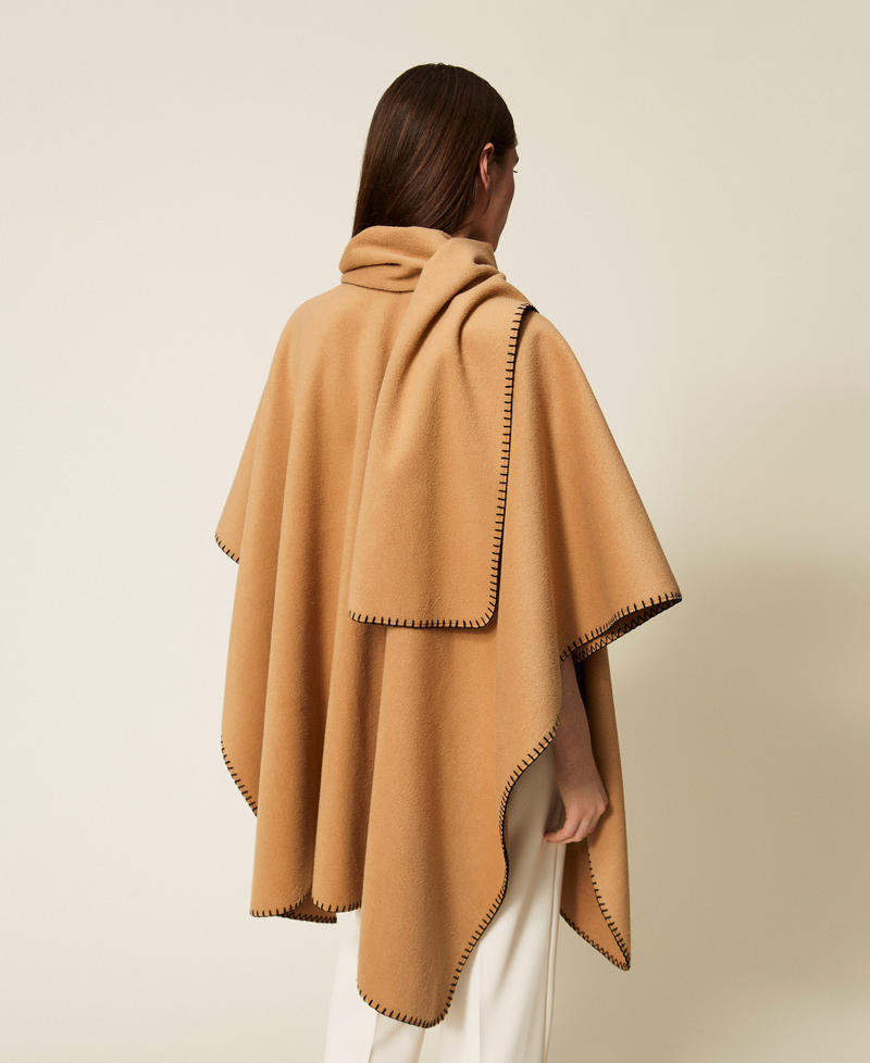 Wool cloth poncho with scarf Two tone Alpaca Brown/Black Woman 252TO5170_12918_03