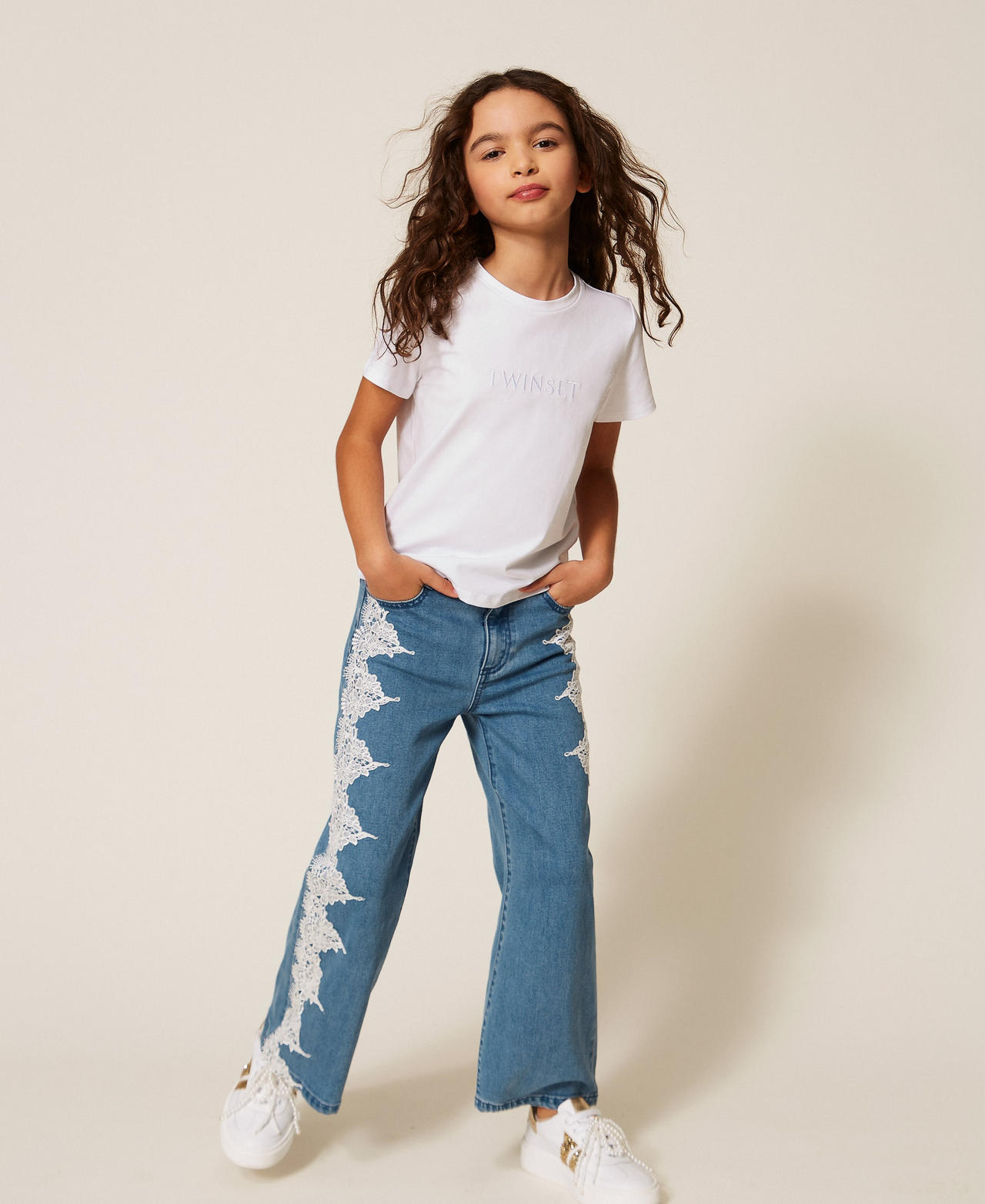 Twinset Girls Off White Regular Fit T-Shirt With Embroidered Logo