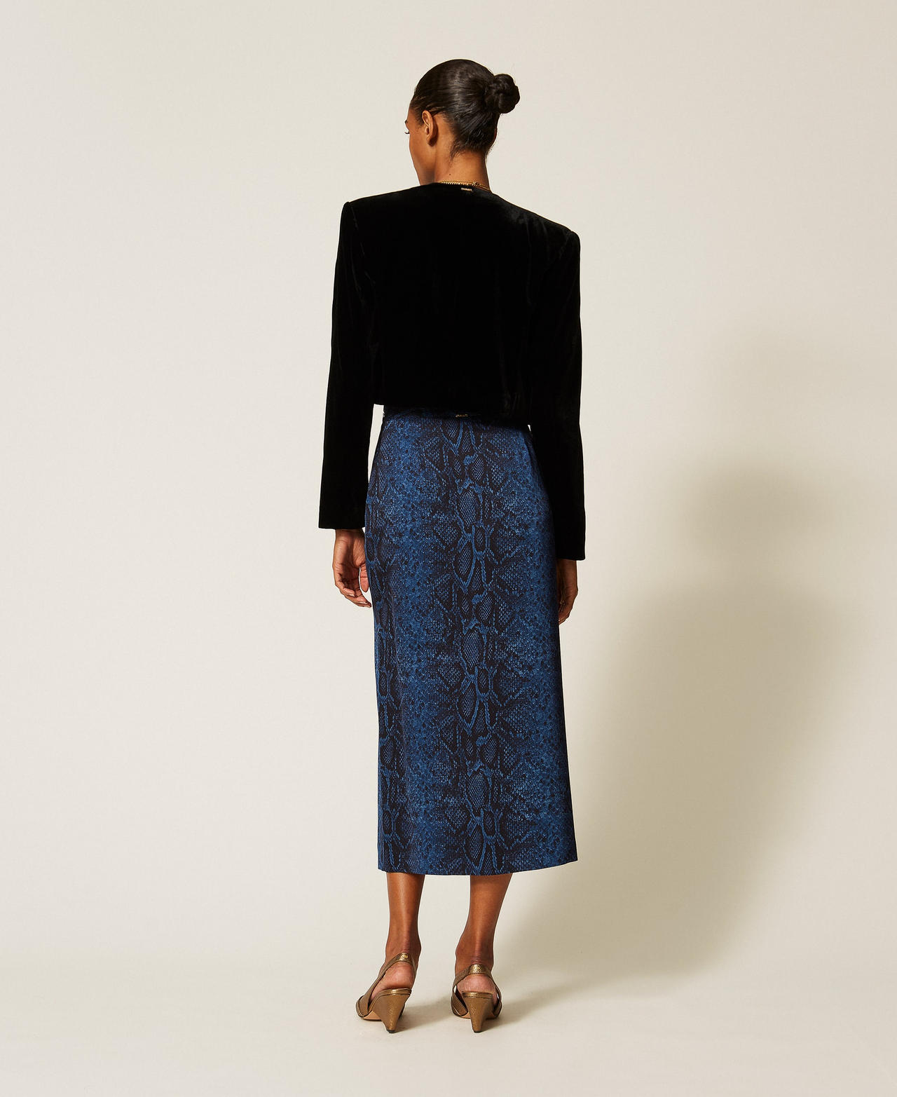 Python print cr&ecirc;pe midi skirt Blue Violet/Black Python Print Woman 262TT2590_14140_03