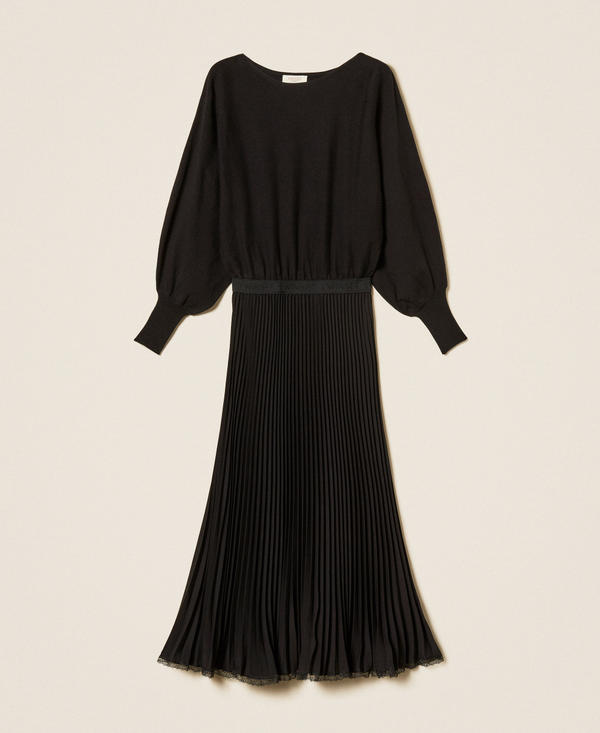 Long knit and pleated cr&ecirc;pe dress