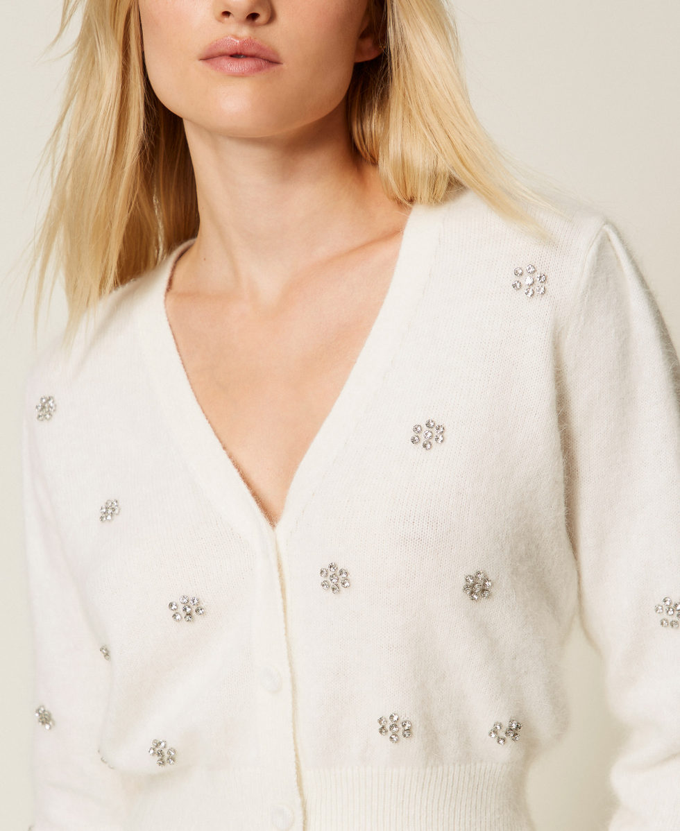 Cardigan aus Angorawollmischung mit Stickerei Weiß Schnee Frau 252TT3180_00282_04