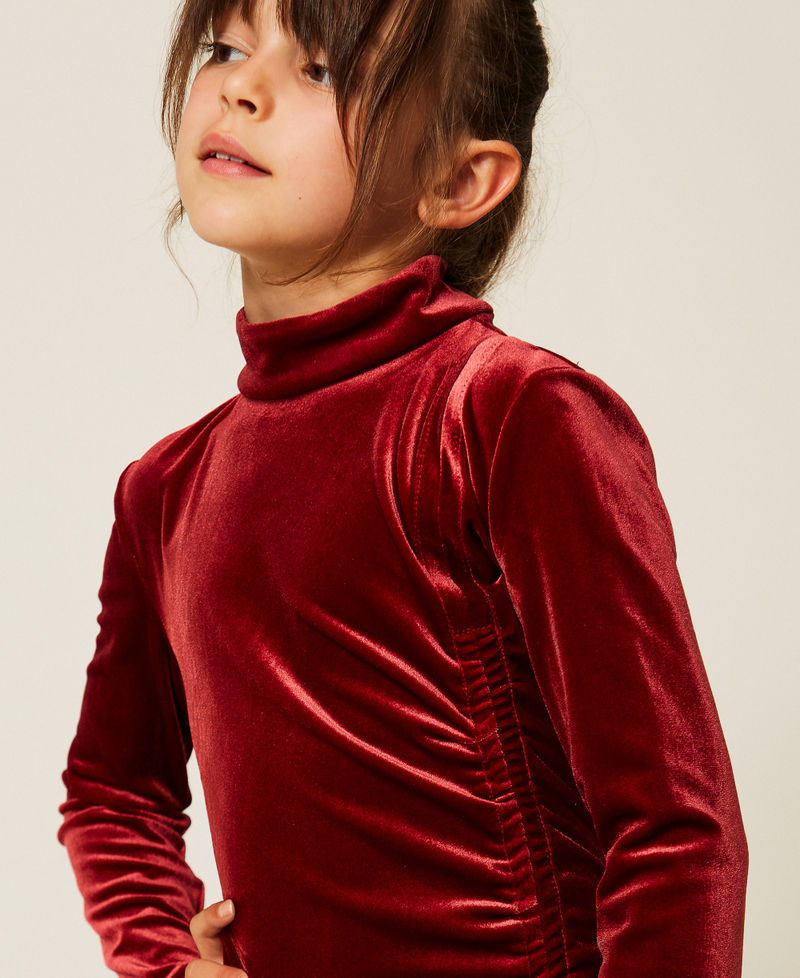 Robe courte en chenille avec fronce