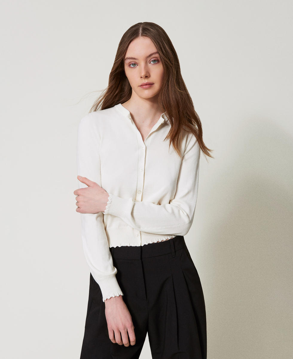 Cardigan avec col Mao et feston Blanc Neige Femme 251TP3015_00282_01