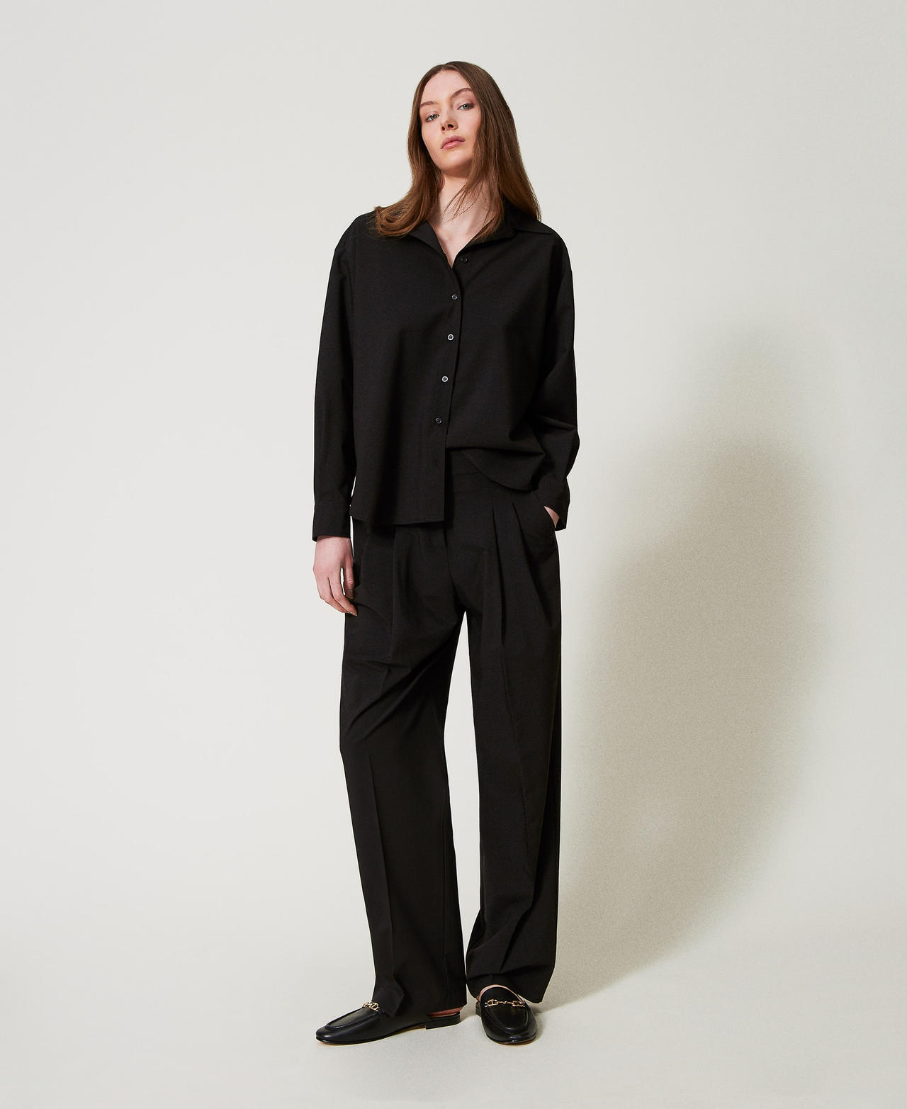 Wide leg trousers with double pleat Woman, Black | TWINSET Milano