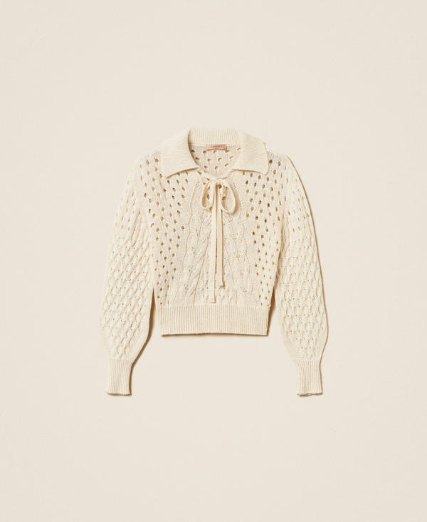 Pull avec torsades et n&oelig;ud