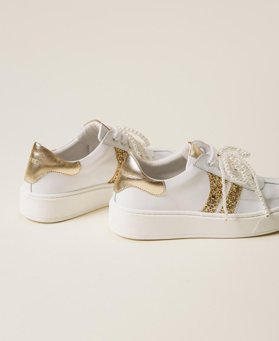 Sneakersy z brokatowym paskiem Dwukolorowy Off White / Złoty Dziewczynka 261GCJ012_13238_03
