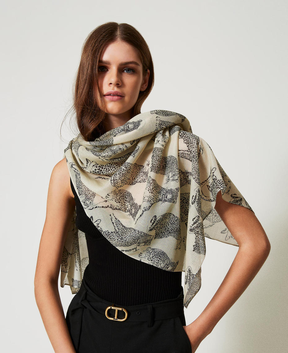 Stole with printed jaguars