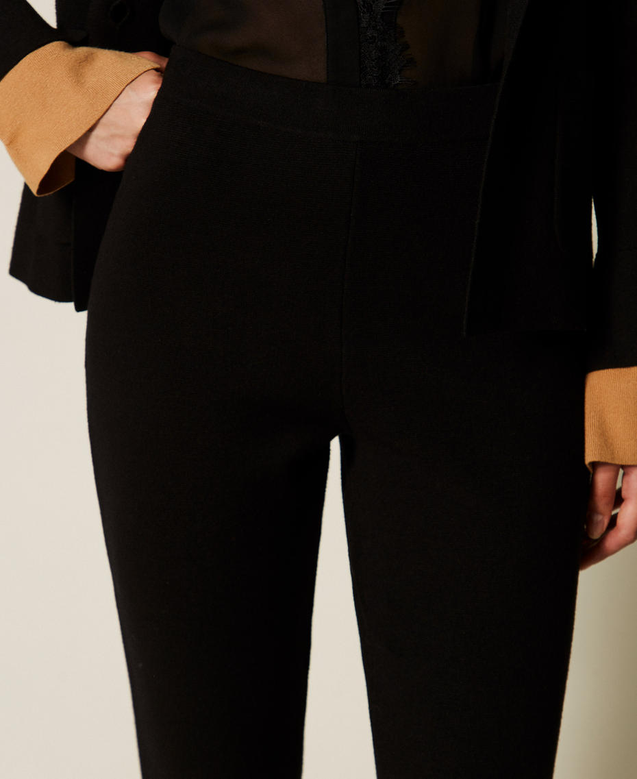 Flared knit trousers Black Woman 262AP3253_00006_04