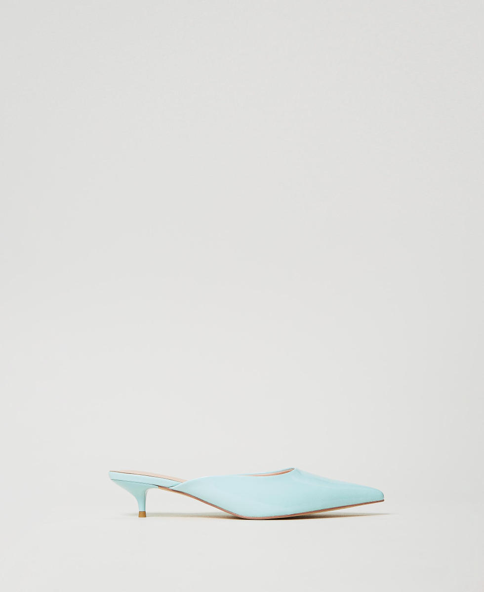 Zapatos de salón mules de charol