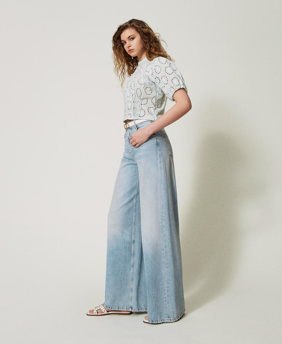 Wide-leg jeans with five pockets Light Denim Woman 251TT2260_03498_02
