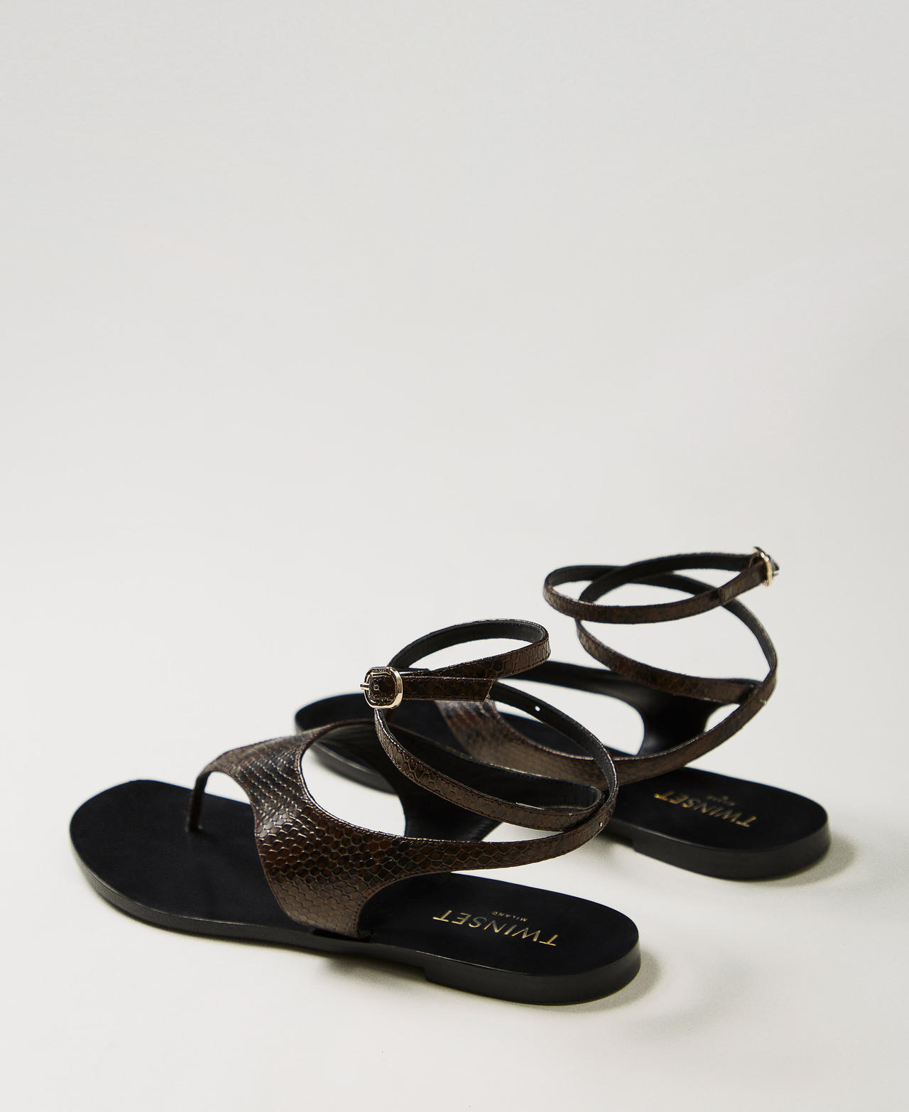 Flat leather thong sandals Chocolate Python Woman 251TGT170_12383_03
