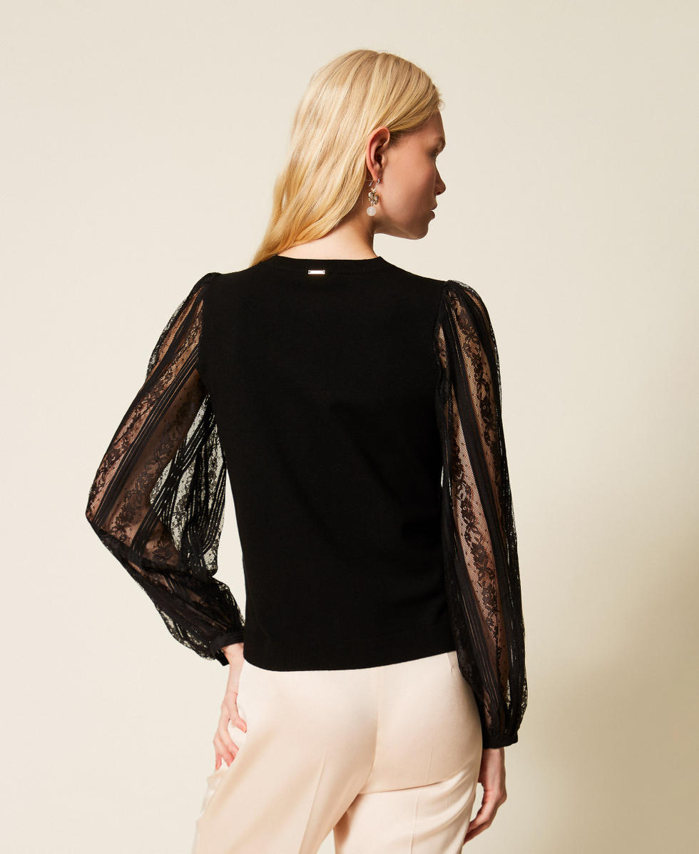 Pullover mit &Auml;rmeln aus Spitze Schwarz Frau 261TP3432_00006_03