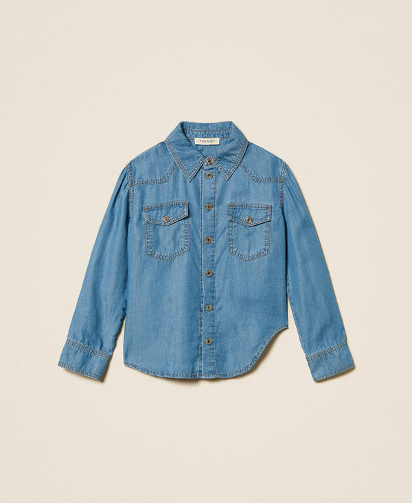 Chambray shirt with pockets