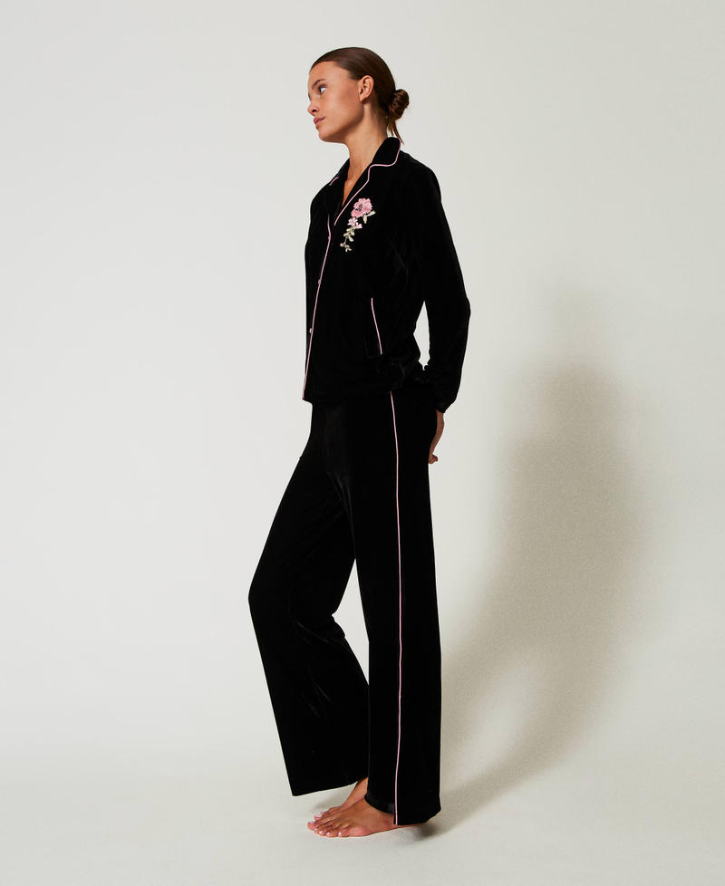 Mannish velvet pyjamas with embroidery