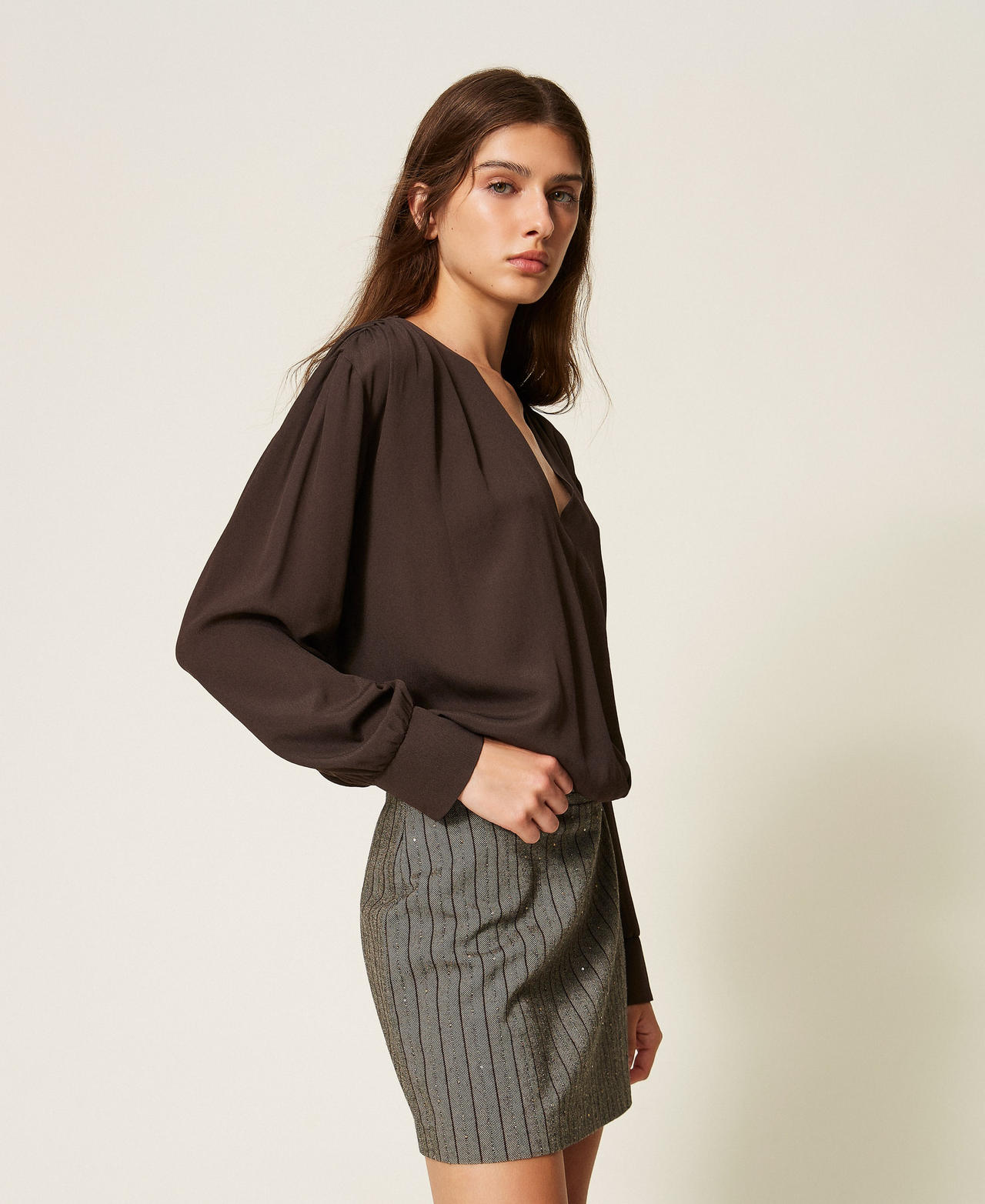 Cr&ecirc;pe de Chine dual-use blouse Deep Brown Woman 262TF2053_13611_03