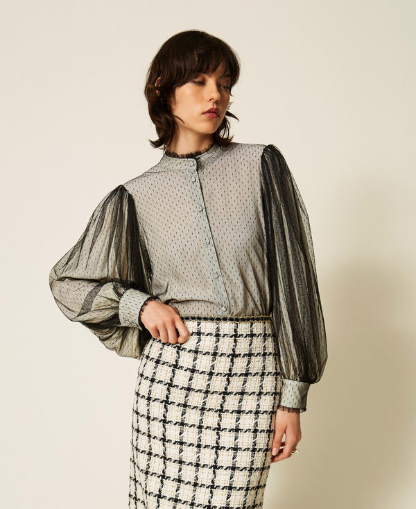 Cr&ecirc;pe de Chine shirt with plumetis tulle