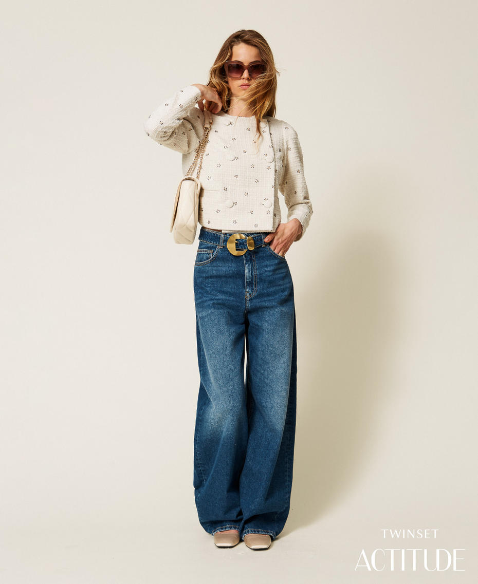 Boucléjacke mit Stickereien Weiß Schnee Frau 252AP2131_00282_PA