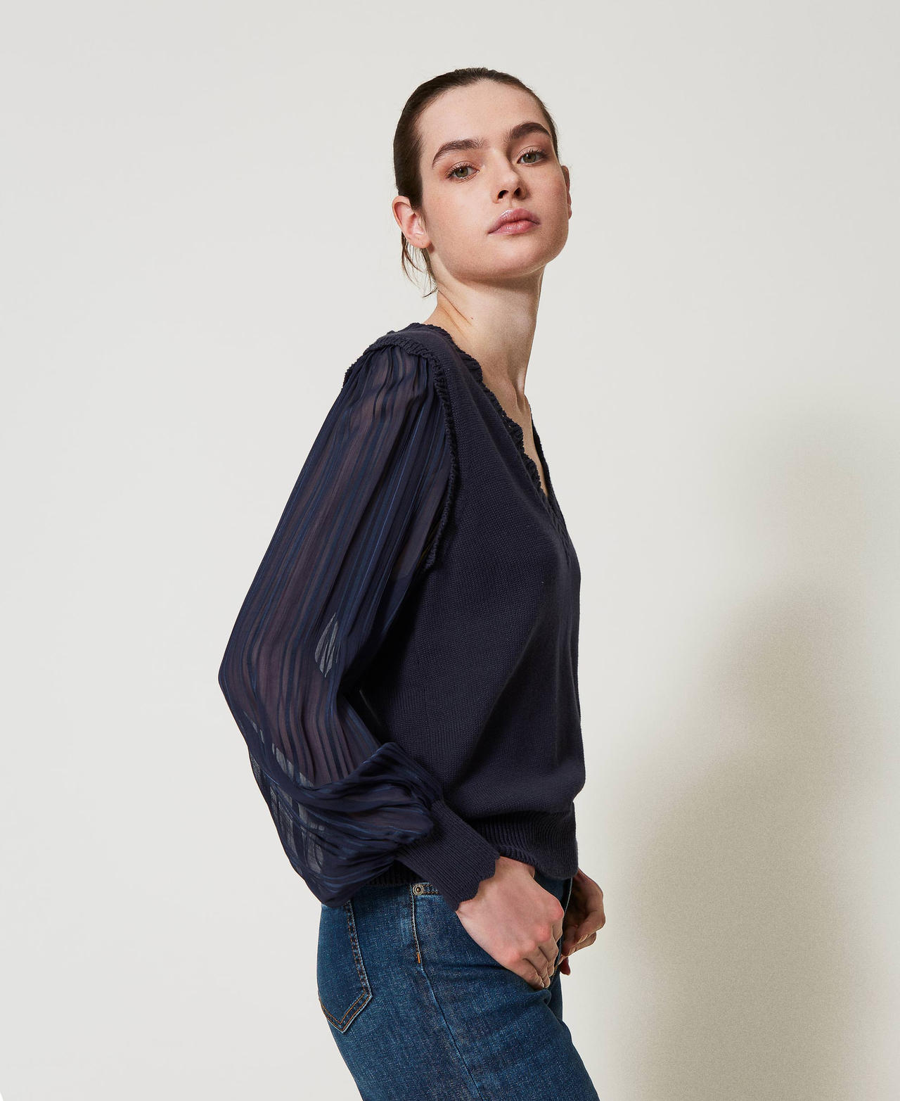 Maglia con maniche in creponne a righe Blue Night Donna 251TP3162_00238_02