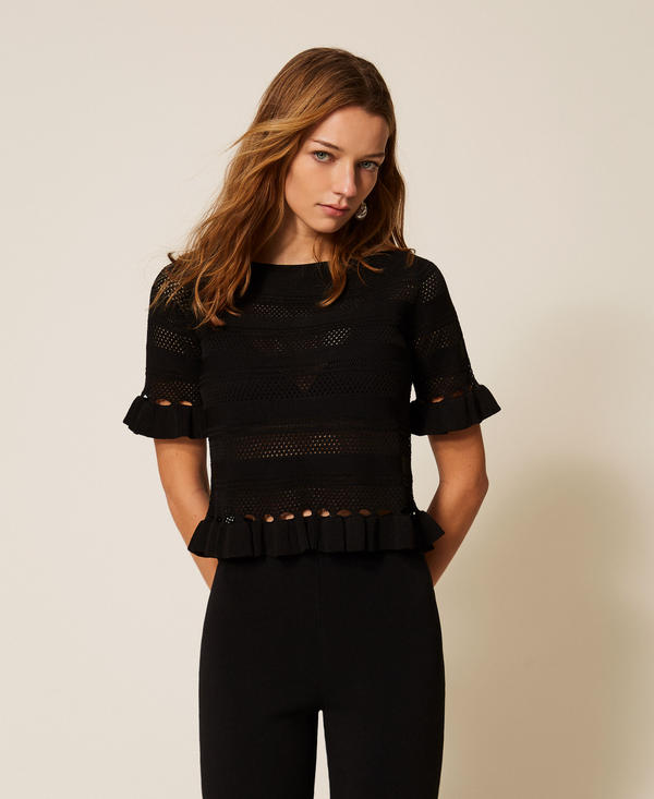 Jumper with ruffles