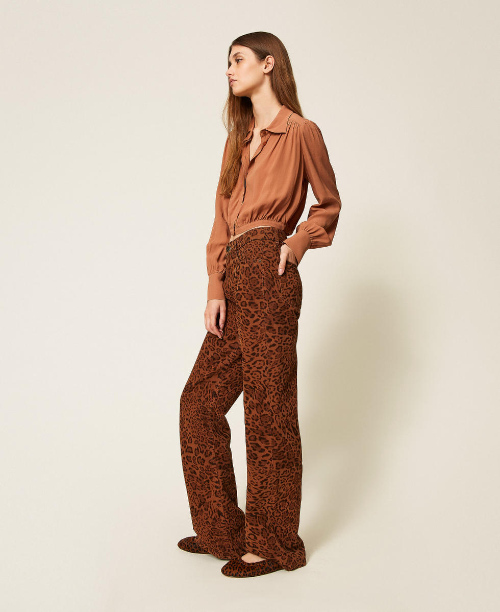 Hose aus Bull-Denim mit Animalprint Animalprint Coffee / Black Frau 252TP2580_12558_02