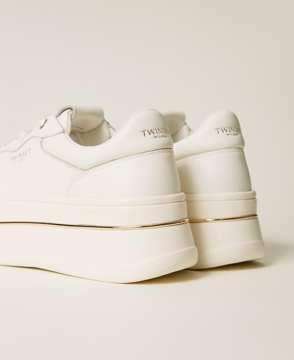 Flatform leather trainers White Woman 261TCP01G_00001_03