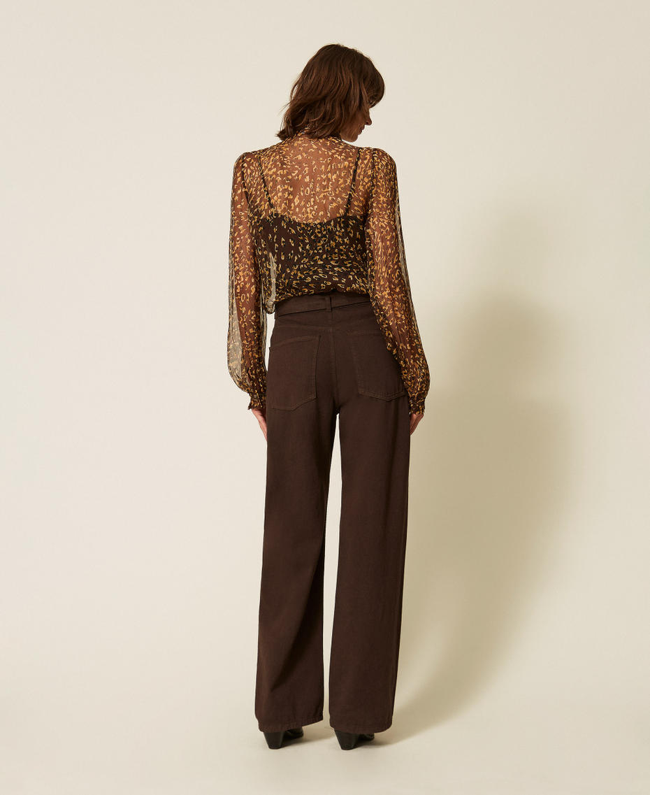 Pantalon barrel en bull avec ceinture