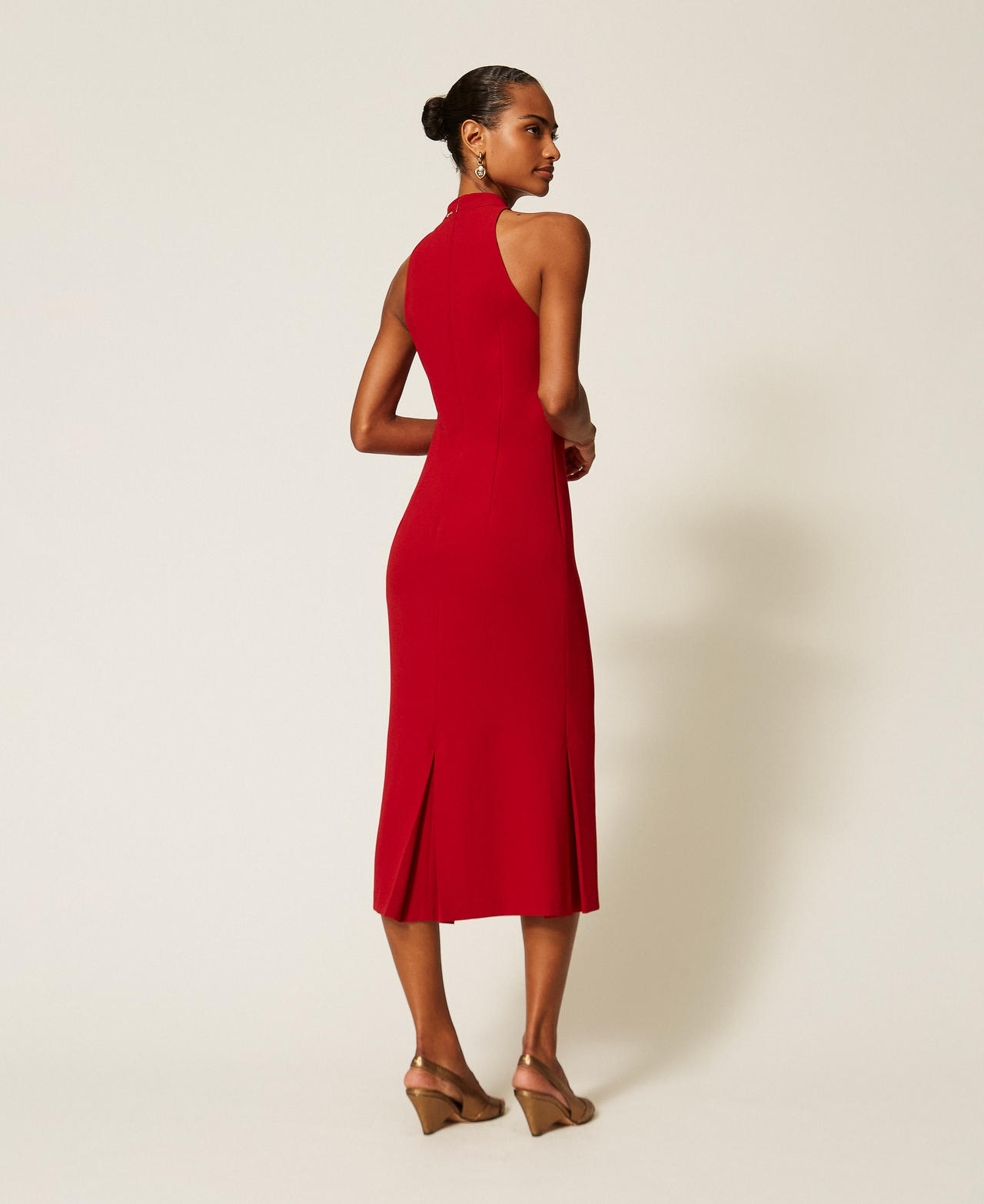 Langes Neckholder-Kleid aus Cr&ecirc;pe Bloody Mary Frau 262TT2260_13464_03