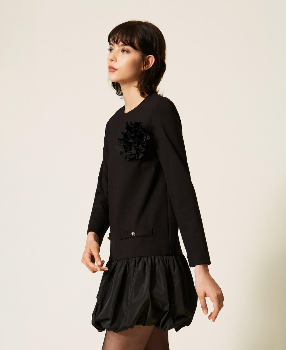 Robe courte avec jupe en taffetas Noir Femme 262AP2522_00006_02