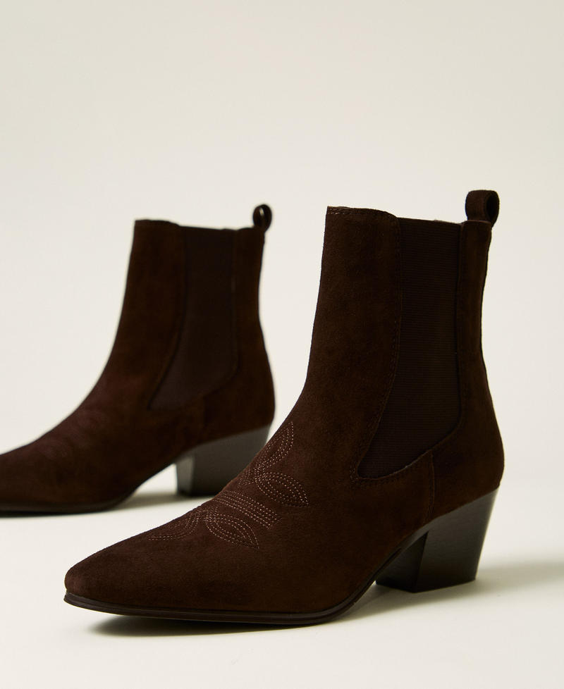 Suede ankle boots Coffee Woman 262TGT040_00203_02